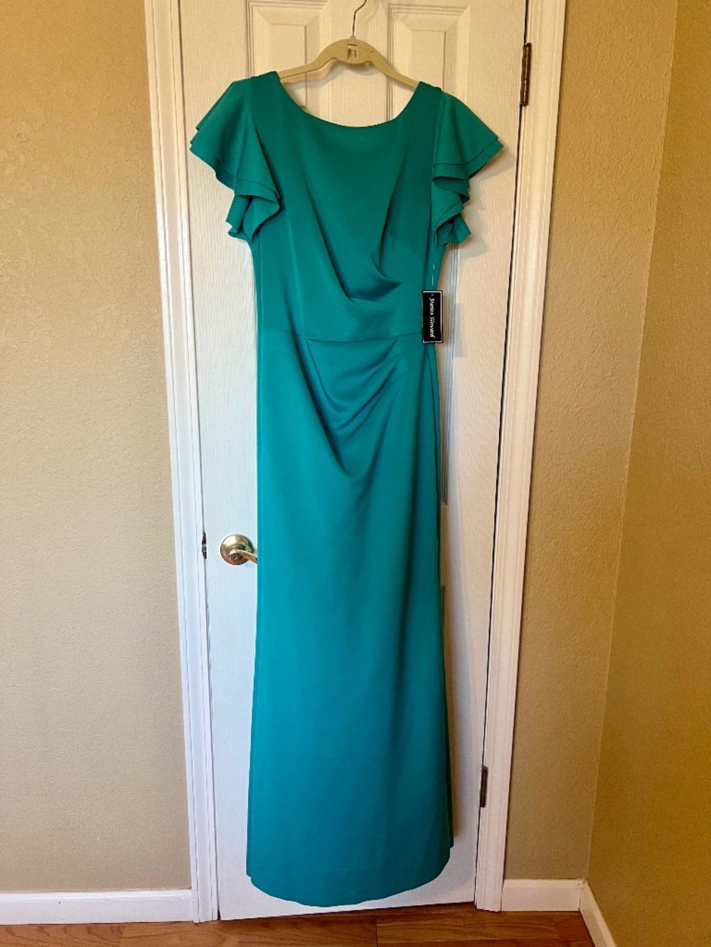 NWT Jessica Howard Flutter Sleeve Long Gown-Teal-Size 12